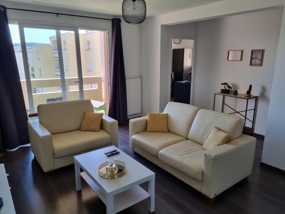 Bel Appartement 2 Chambres ,Residence Privee Живе Экстерьер фото